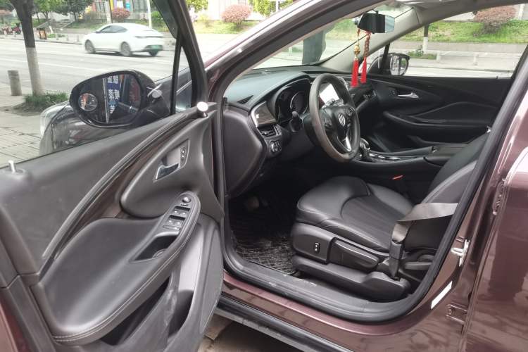 Used Buick Envision 2019 20T Two-Wheel Drive Leading Version China V Standard Driver Seat