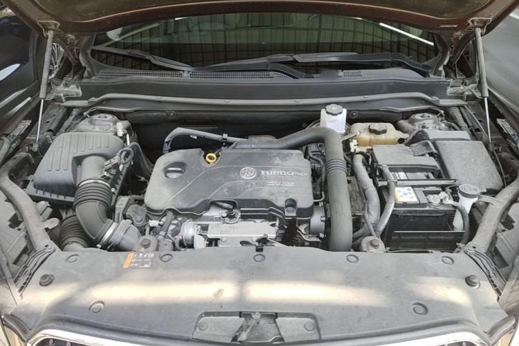 Used Buick Envision 2019 20T Two-Wheel Drive Elite Version China VI Standard Engine Bay