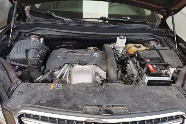 Used Buick Envision 2019 28T Four-Wheel Drive Elite Version China VI Standard Engine Bay
