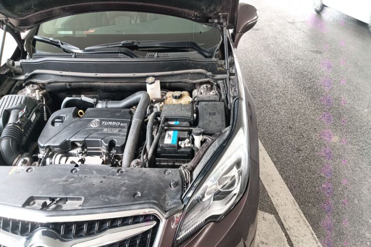Used Buick Envision 2019 20T Two-Wheel Drive Luxury Version China V Standard Engine Bay Left