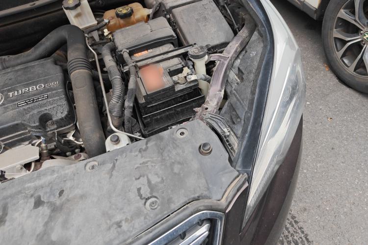 Used Buick Envision 2019 20T Two-Wheel Drive Leading Model China VI Standard Engine Bay Left