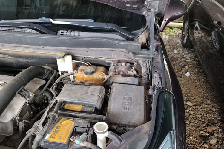 Used Buick Envision 2019 28T Four-Wheel Drive Elite Version China VI Standard Engine Bay Left