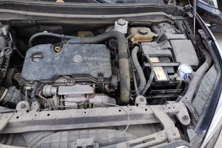 Used Buick Envision 2019 20T Two-Wheel Drive Luxury Version China V Standard Engine Bay Left
