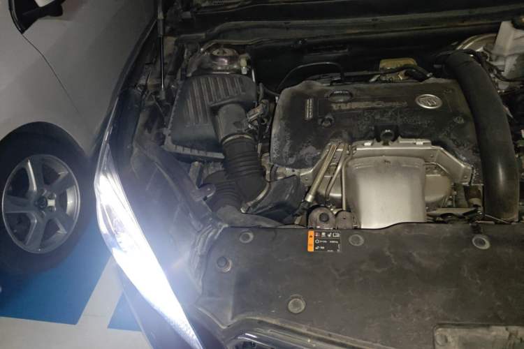 Used Buick Envision 2019 28T Four-Wheel Drive Luxury Version China V Standard Engine Bay Right