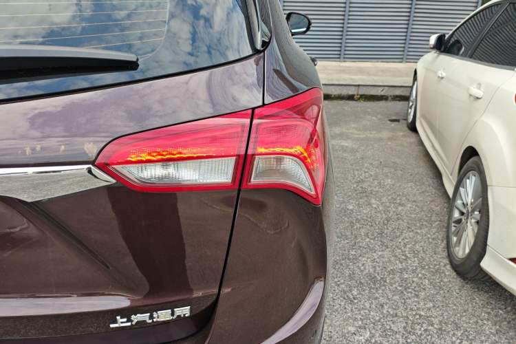 Used Buick Envision 2019 20T Two-Wheel Drive Leading Version China V Standard Exterior 6