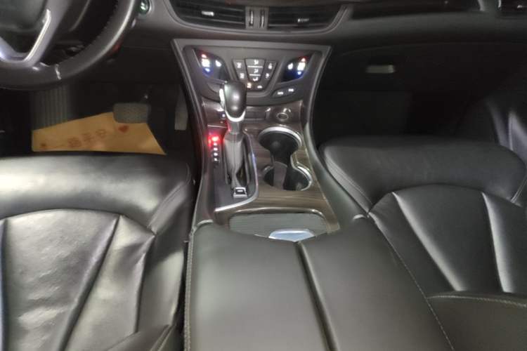 Used Buick Envision 2019 20T Two-Wheel Drive Elite Version China V Standard Gear Lever