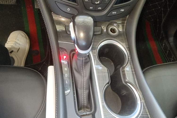 Used Buick Envision 2019 20T Two-Wheel Drive Elite Version China VI Standard Gear Lever