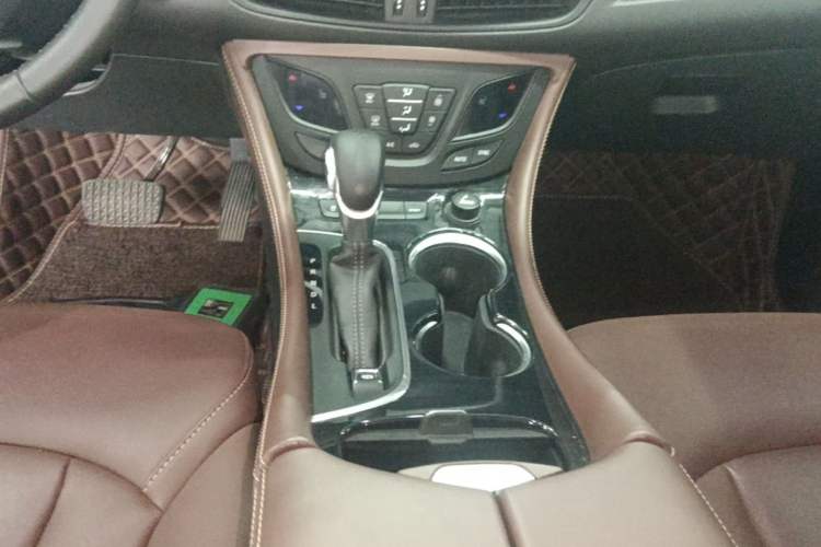 Used Buick Envision 2019 28T Four-Wheel Drive Elite Version China VI Standard Gear Lever