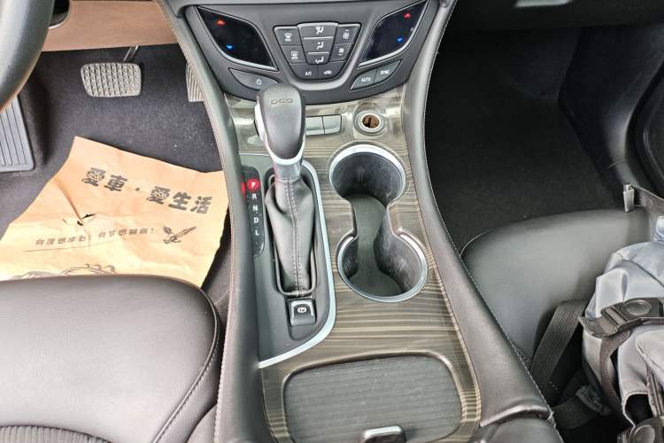 Used Buick Envision 2019 20T Two-Wheel Drive Leading Version China V Standard Gear Lever