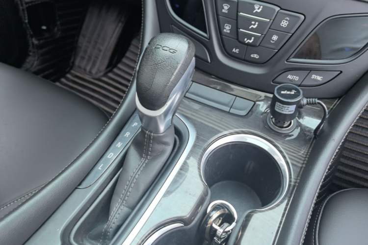 Used Buick Envision 2019 20T Two-Wheel Drive Leading Version China V Standard Gear Lever