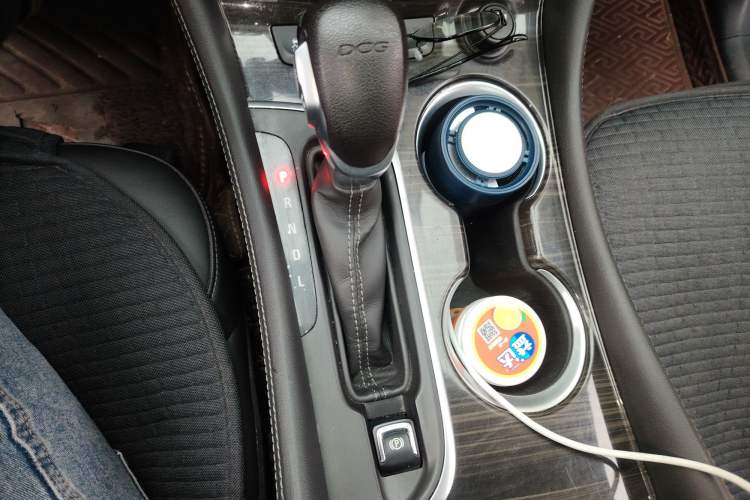 Used Buick Envision 2019 20T Two-Wheel Drive Leading Model China VI Standard Gear Lever