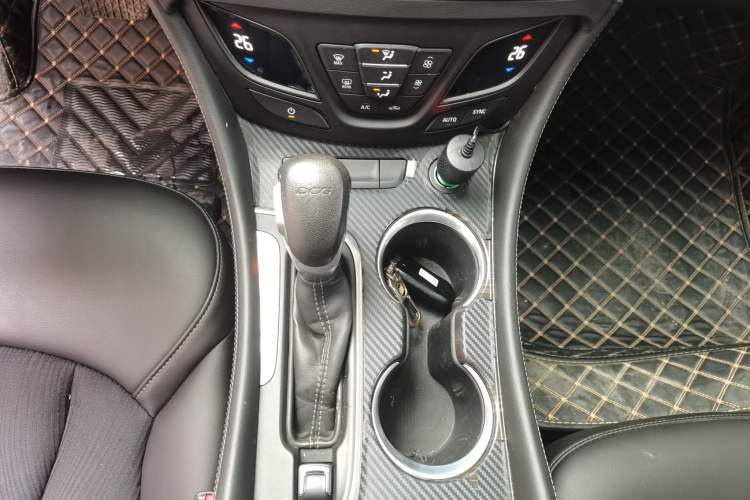 Used Buick Envision 2019 20T Two-Wheel Drive Leading Version China V Standard Gear Lever