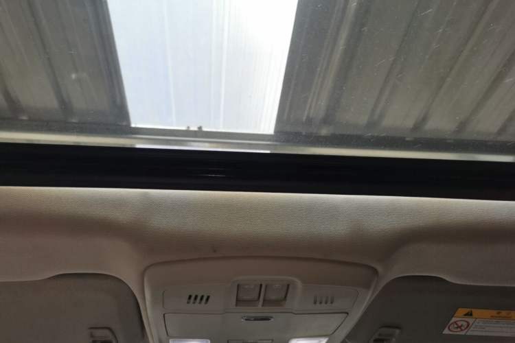 Used Buick Envision 2019 28T Four-Wheel Drive Elite Version China VI Standard Headliner