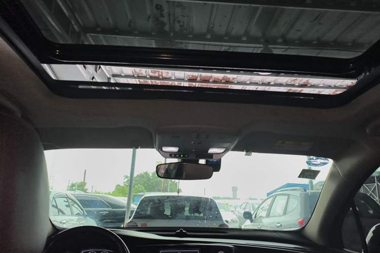 Used Buick Envision 2019 28T Four-Wheel Drive Elite Version China VI Standard Headliner