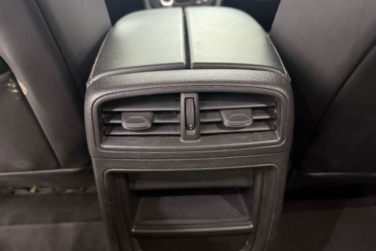 Used Buick Envision 2019 20T Two-Wheel Drive Elite Version China V Standard Interior 9