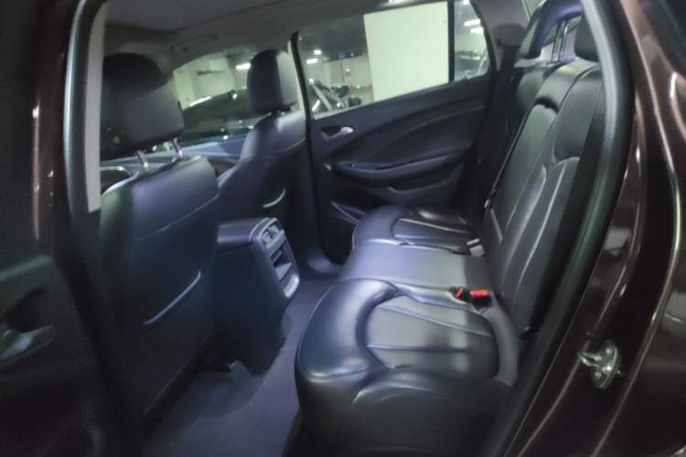 Used Buick Envision 2019 20T Two-Wheel Drive Elite Version China V Standard Left Rear Seat