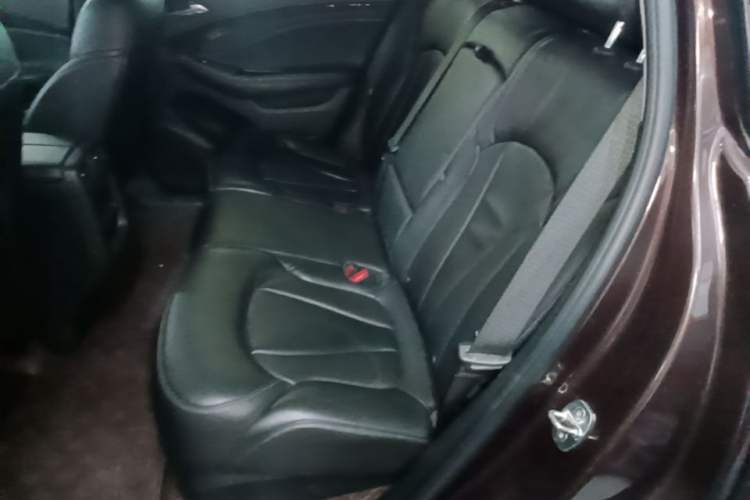 Used Buick Envision 2019 20T Two-Wheel Drive Elite Version China V Standard Left Rear Seat