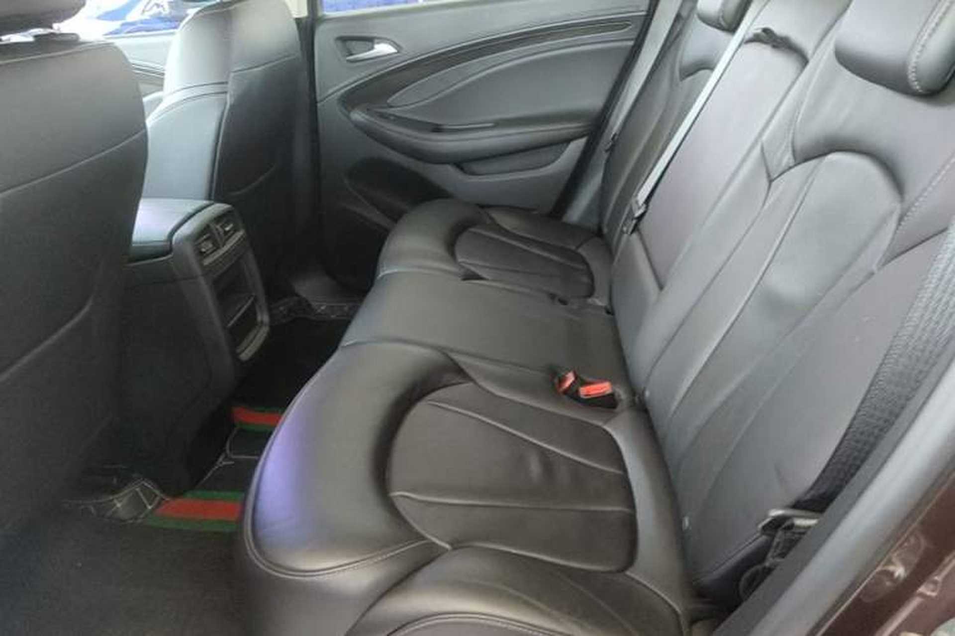 Used Buick Envision 2019 20T Two-Wheel Drive Elite Version China VI Standard Left Rear Seat