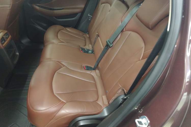 Used Buick Envision 2019 28T 4x4 Elite Version China V Standard Left Rear Seat