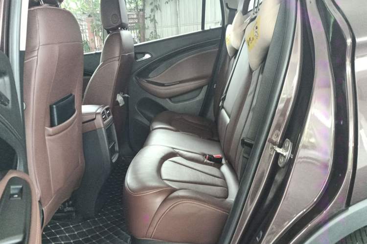 Used Buick Envision 2019 20T Two-Wheel Drive Luxury Version China V Standard Left Rear Seat
