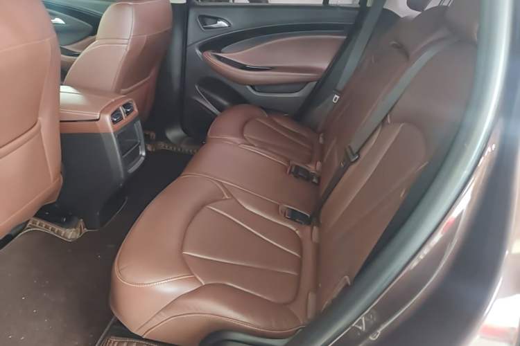 Used Buick Envision 2019 28T Four-Wheel Drive Elite Version China VI Standard Left Rear Seat