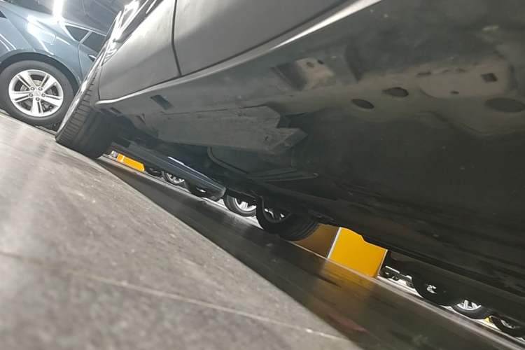 Used Buick Envision 2019 28T Four-Wheel Drive Elite Version China VI Standard Left Side Sill