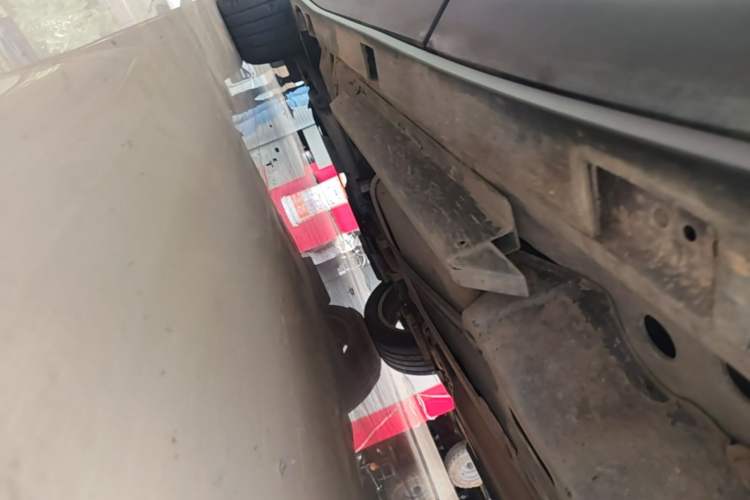 Used Buick Envision 2019 28T Four-Wheel Drive Elite Version China VI Standard Left Side Sill