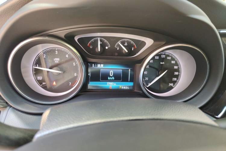 Used Buick Envision 2019 20T Two-Wheel Drive Leading Version China V Standard Odometer Close Up