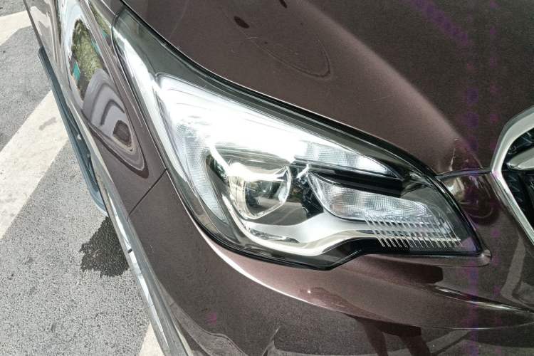 Used Buick Envision 2019 20T Two-Wheel Drive Luxury Version China V Standard Right Front Headlight