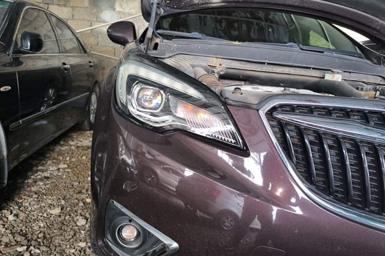 Used Buick Envision 2019 28T Four-Wheel Drive Elite Version China VI Standard Right Front Headlight