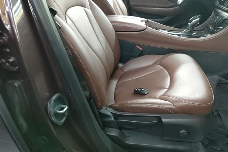 Used Buick Envision 2019 28T Four-Wheel Drive Elite Version China VI Standard Right Front Seat