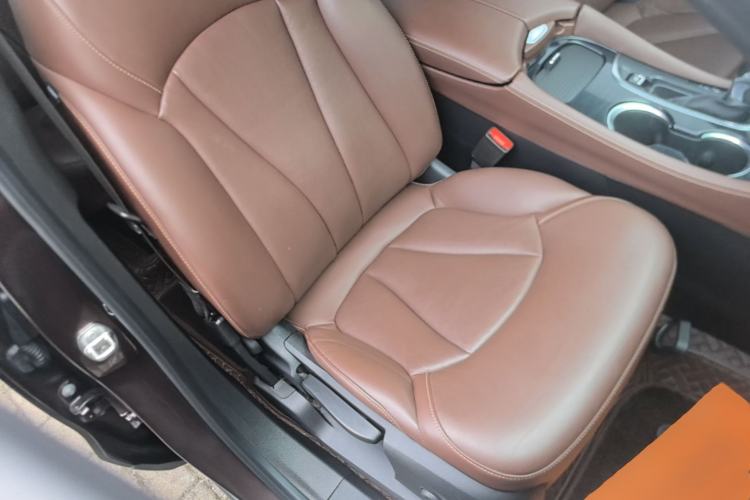 Used Buick Envision 2019 28T Four-Wheel Drive Elite Version China VI Standard Right Front Seat
