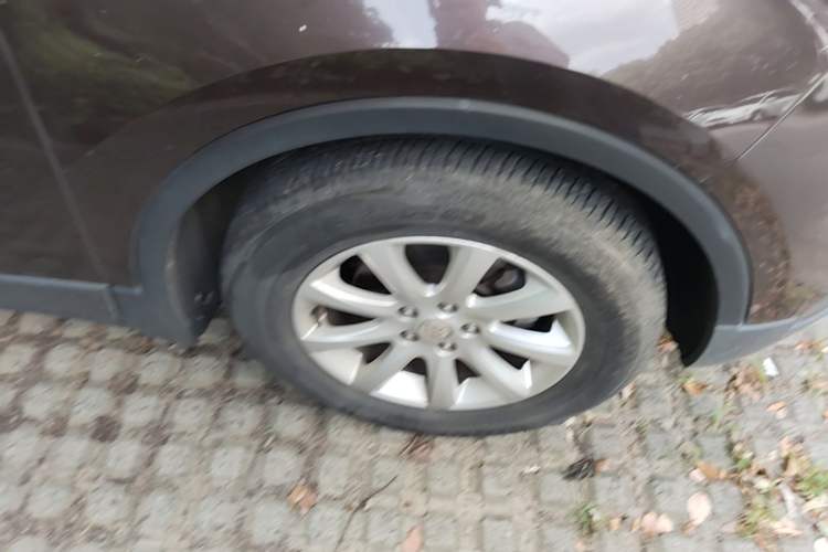 Used Buick Envision 2019 20T Two-Wheel Drive Elite Version China V Standard Right Front Wheel Hub