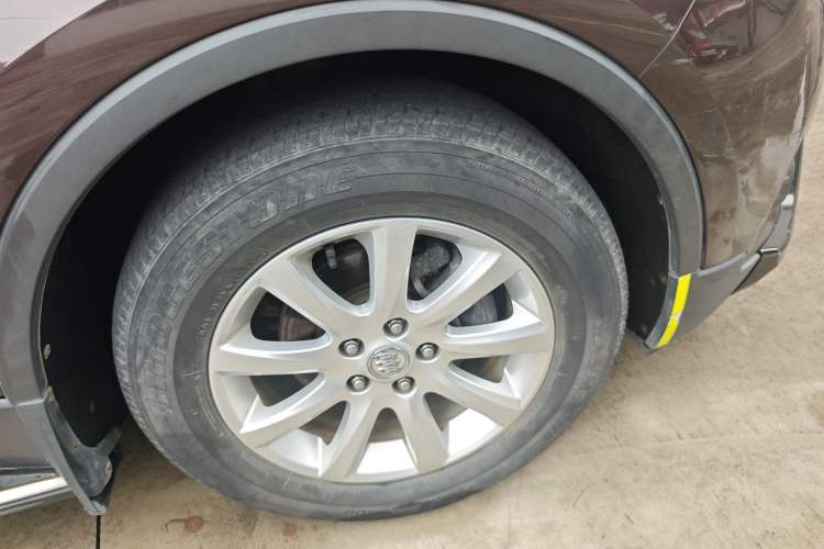 Used Buick Envision 2019 20T Two-Wheel Drive Leading Version China V Standard Right Front Wheel Hub