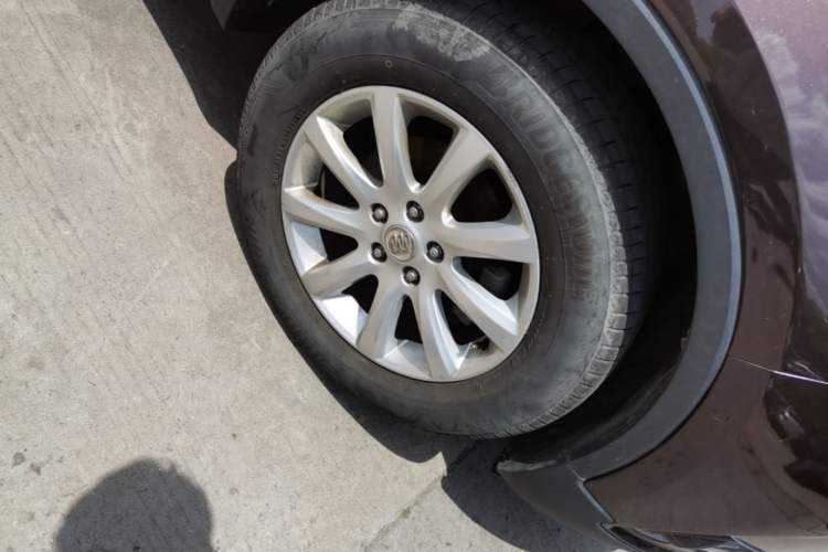 Used Buick Envision 2019 20T Two-Wheel Drive Luxury Version China V Standard Right Front Wheel Hub