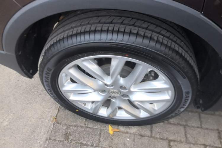 Used Buick Envision 2019 28T Four-Wheel Drive Elite Version China VI Standard Right Rear Wheel Hub