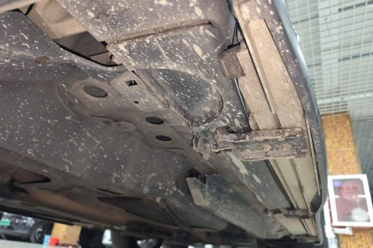 Used Buick Envision 2019 28T 4x4 Elite Version China V Standard Right Side Sill