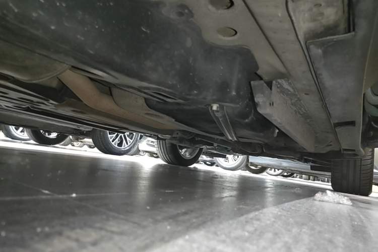 Used Buick Envision 2019 28T Four-Wheel Drive Elite Version China VI Standard Right Side Sill