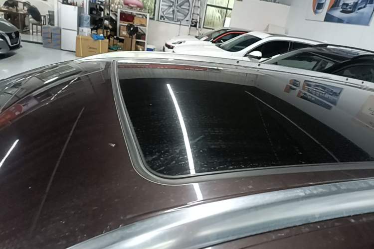 Used Buick Envision 2019 20T Two-Wheel Drive Luxury Version China VI Standard Roof