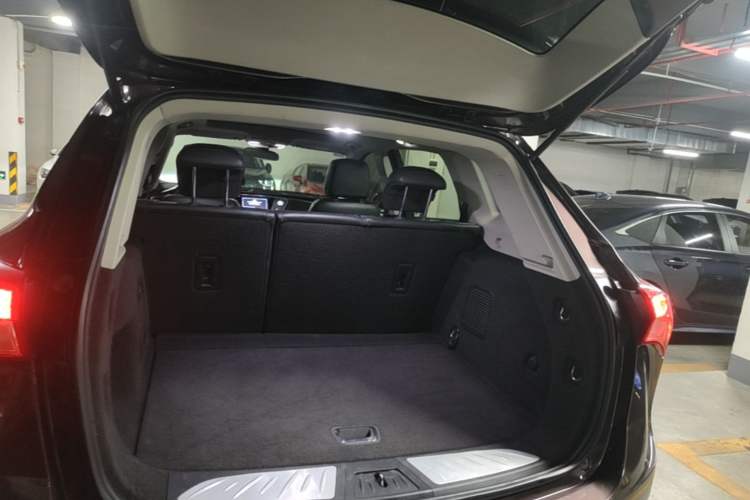 Used Buick Envision 2019 20T Two-Wheel Drive Elite Version China V Standard Trunk
