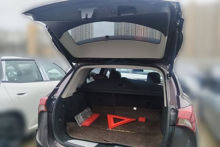 Used Buick Envision 2019 20T Two-Wheel Drive Luxury Version China V Standard Trunk