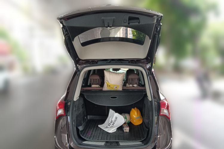 Used Buick Envision 2019 20T Two-Wheel Drive Luxury Version China V Standard Trunk