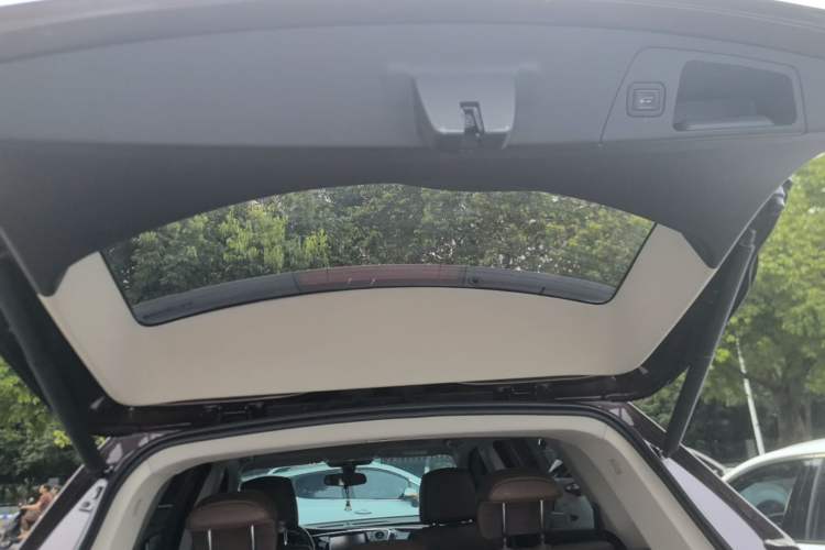Used Buick Envision 2019 28T Four-Wheel Drive Elite Version China VI Standard Trunk