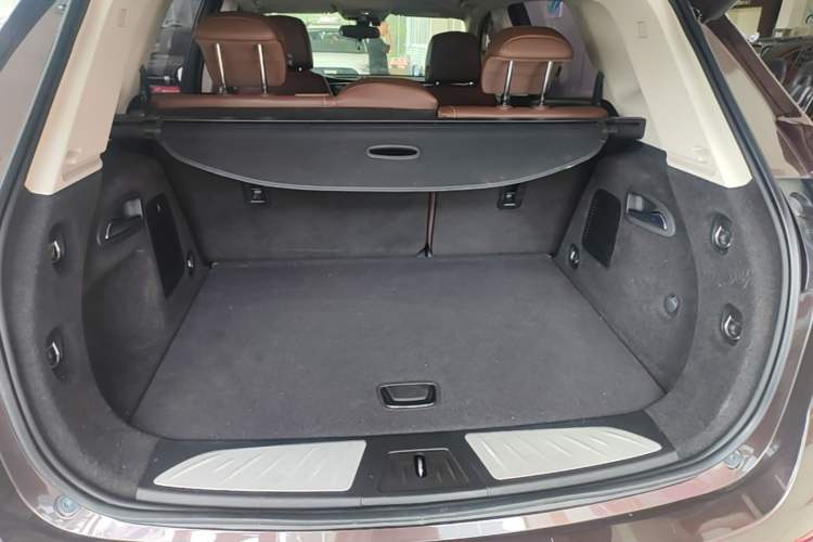 Used Buick Envision 2019 28T Four-Wheel Drive Elite Version China VI Standard Trunk