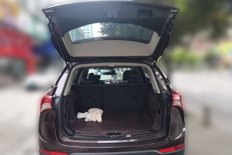 Used Buick Envision 2019 20T Two-Wheel Drive Leading Version China V Standard Trunk