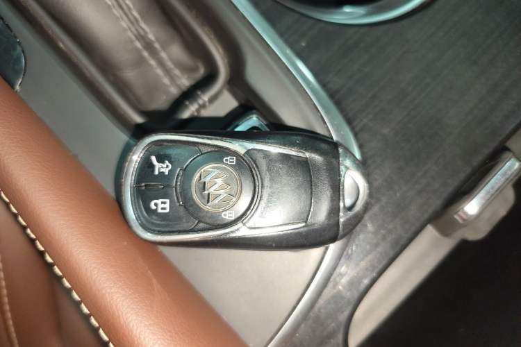 Used Buick Envision 2019 28T 4x4 Elite Version China V Standard Vehicle Key
