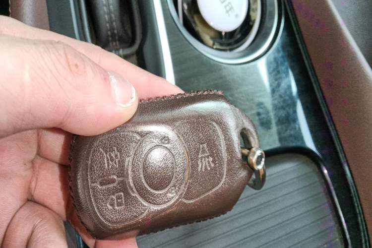 Used Buick Envision 2019 20T Two-Wheel Drive Luxury Version China V Standard Vehicle Key