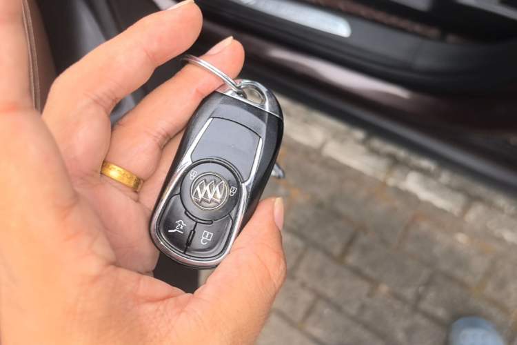 Used Buick Envision 2019 28T Four-Wheel Drive Elite Version China VI Standard Vehicle Key