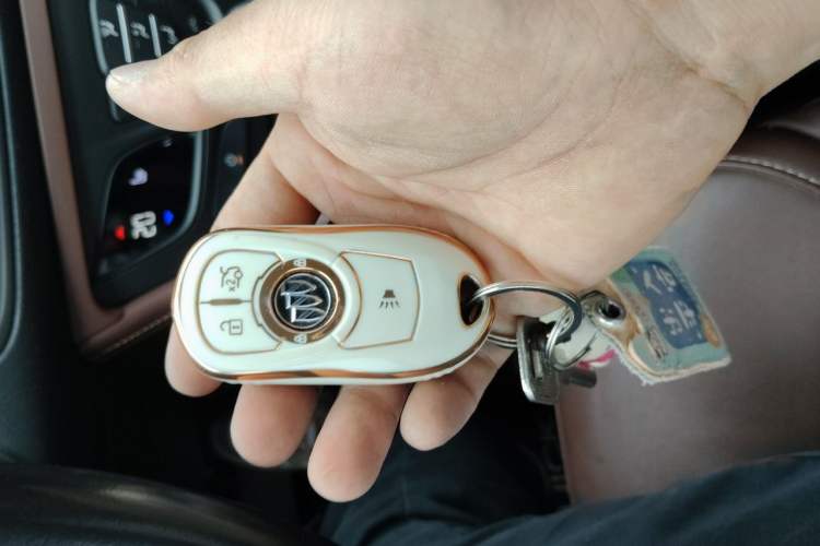 Used Buick Envision 2019 20T Two-Wheel Drive Luxury Version China VI Standard Vehicle Key