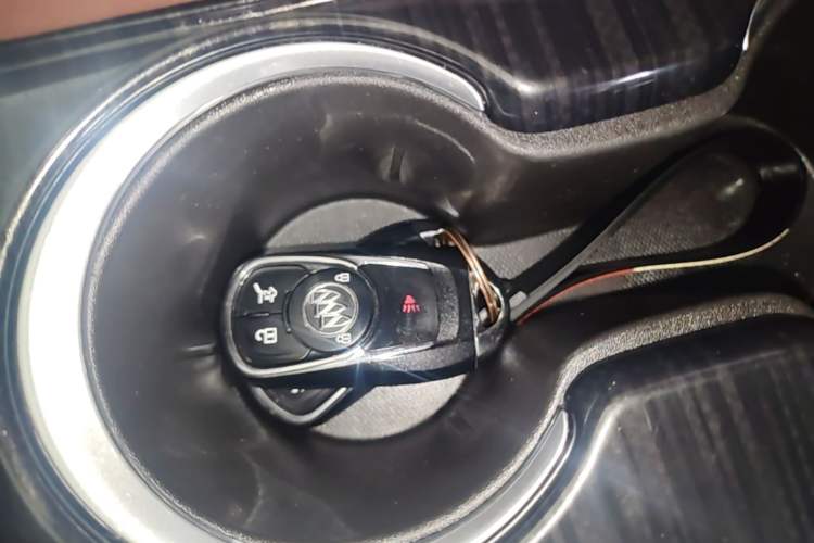 Used Buick Envision 2019 28T Four-Wheel Drive Elite Version China VI Standard Vehicle Key